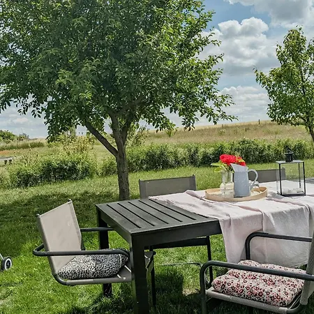 Holiday home Loft With Garden In Heart Of The Uckermark Region Krochlendorf