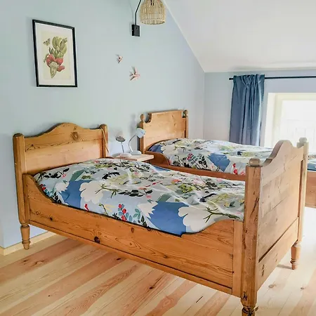 Hébergement de vacances Loftwohnung Mit Garten Im Herzen Der Uckermark *